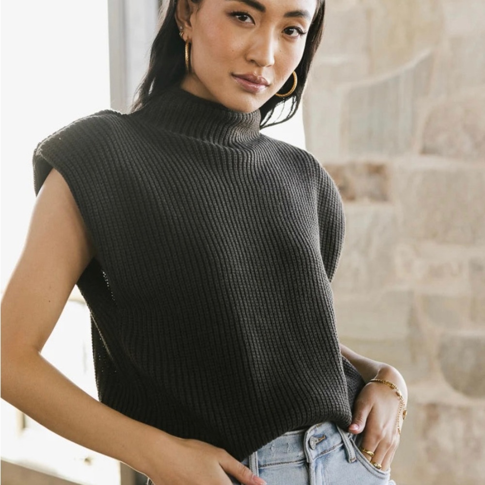 Bohme KIPPA SHOULDER PAD SWEATER IN CHARCOAL